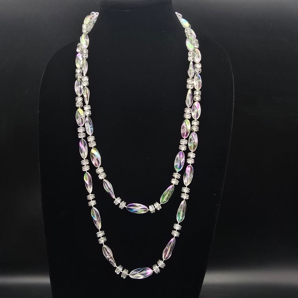 Avon 1986 Rainbow Reflections Necklace Plastic Aurora Borealis
